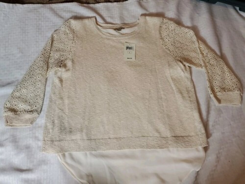 Lucky Brand women's open back knit Sleeves sweater ivory size Large
